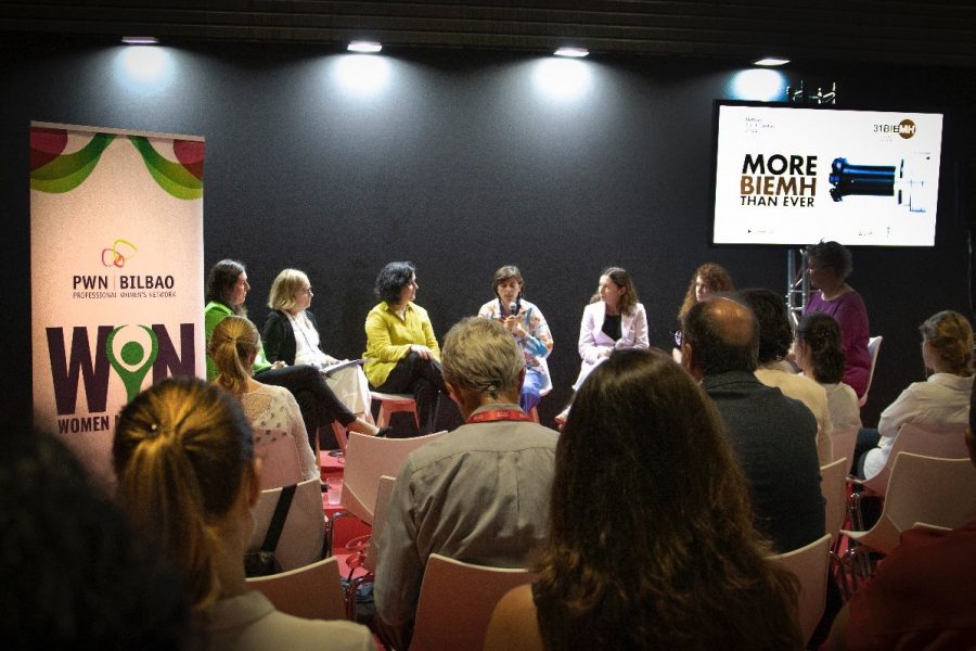 “En Velatia somos conscientes de la poca atracción que genera el entorno industrial entre las mujeres y trabajamos para dar la vuelta a esta situación”, Raquel Boyero, Directora del Área de Talento de Velatia