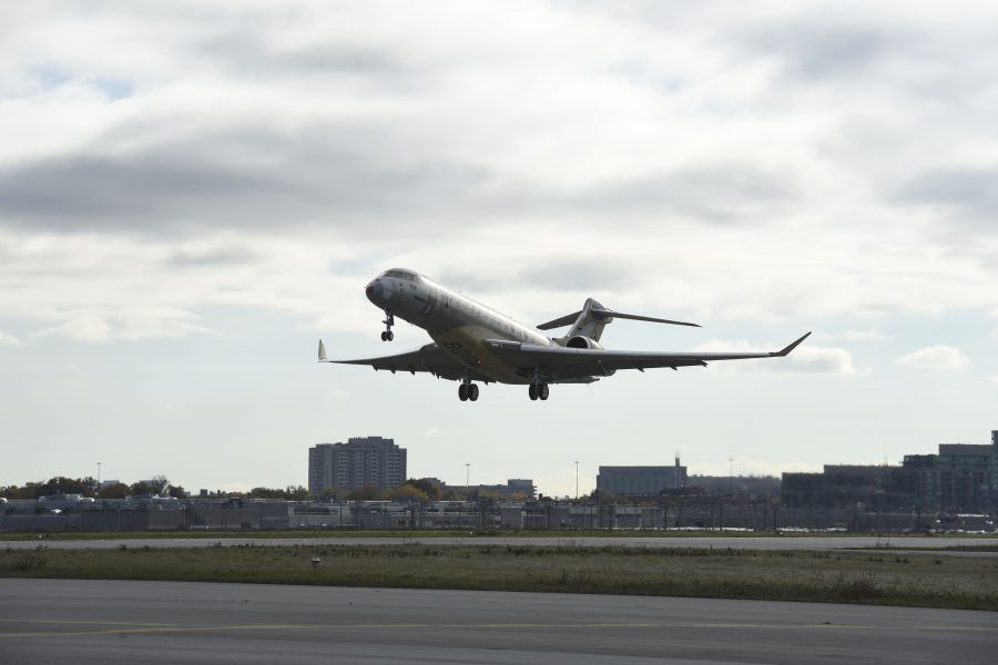 Bombardier Global 7000 aircraft successfully completes first flight