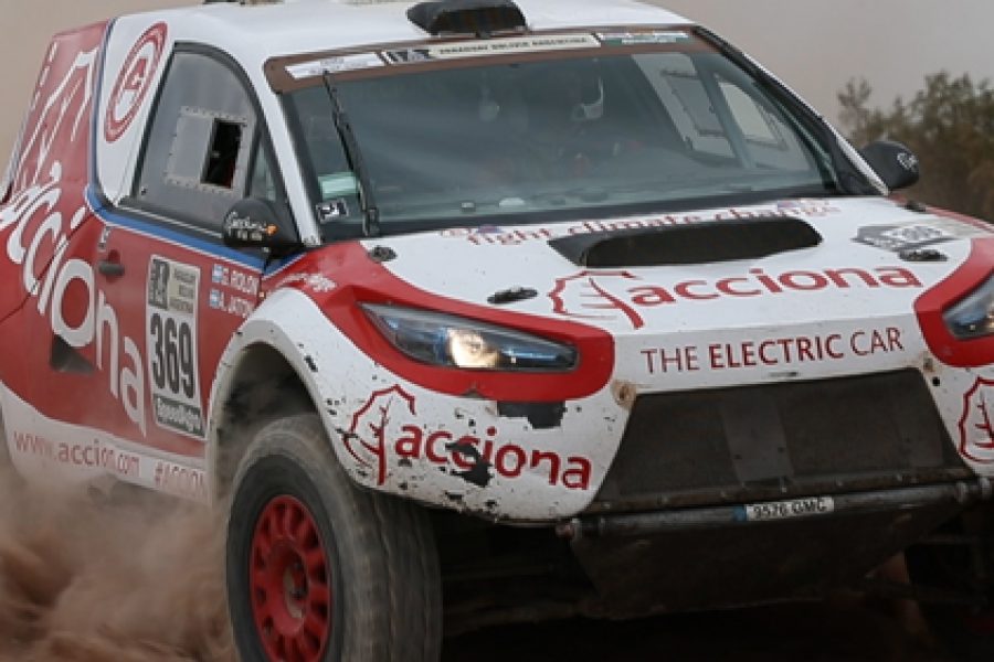 Un coche eléctrico logra acabar el Dakar