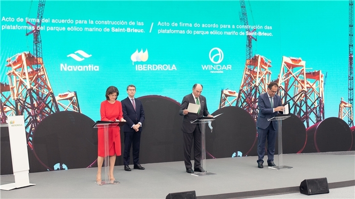 Iberdrola firma con Navantia-Windar un histórico contrato de eólica marina