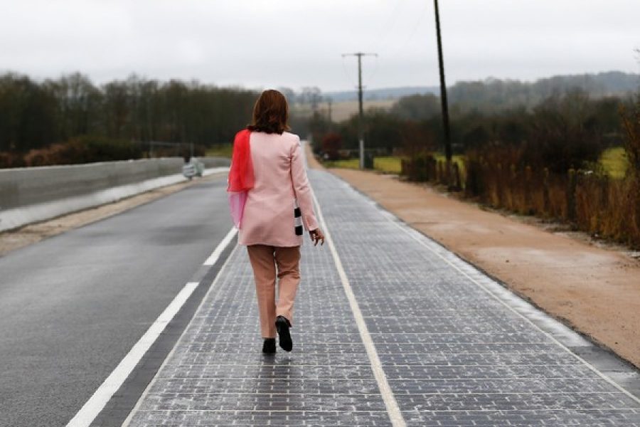 France opens the world’s first Solar Road: see how it works