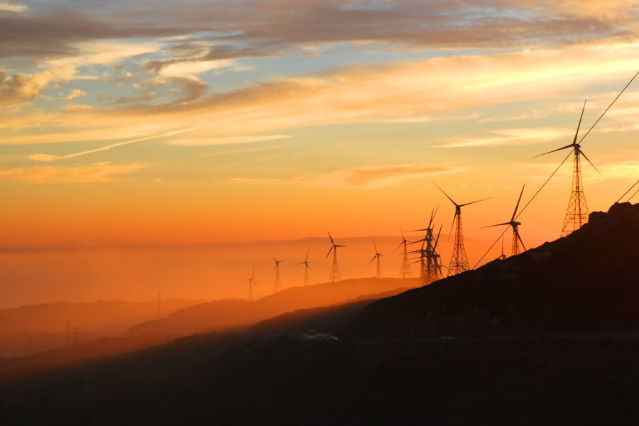 Enero se convierte en el mes más renovable de la historia de España